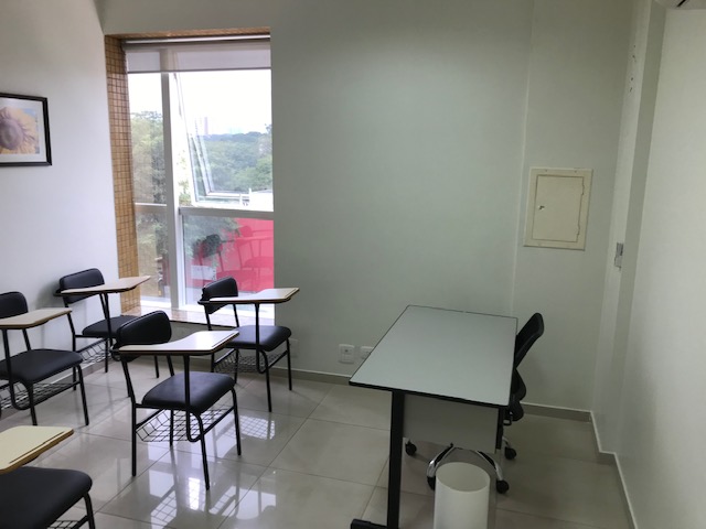 SALA 2 - 3º ANDAR, 10 PESSOAS SENTADAS - R$ 200,00